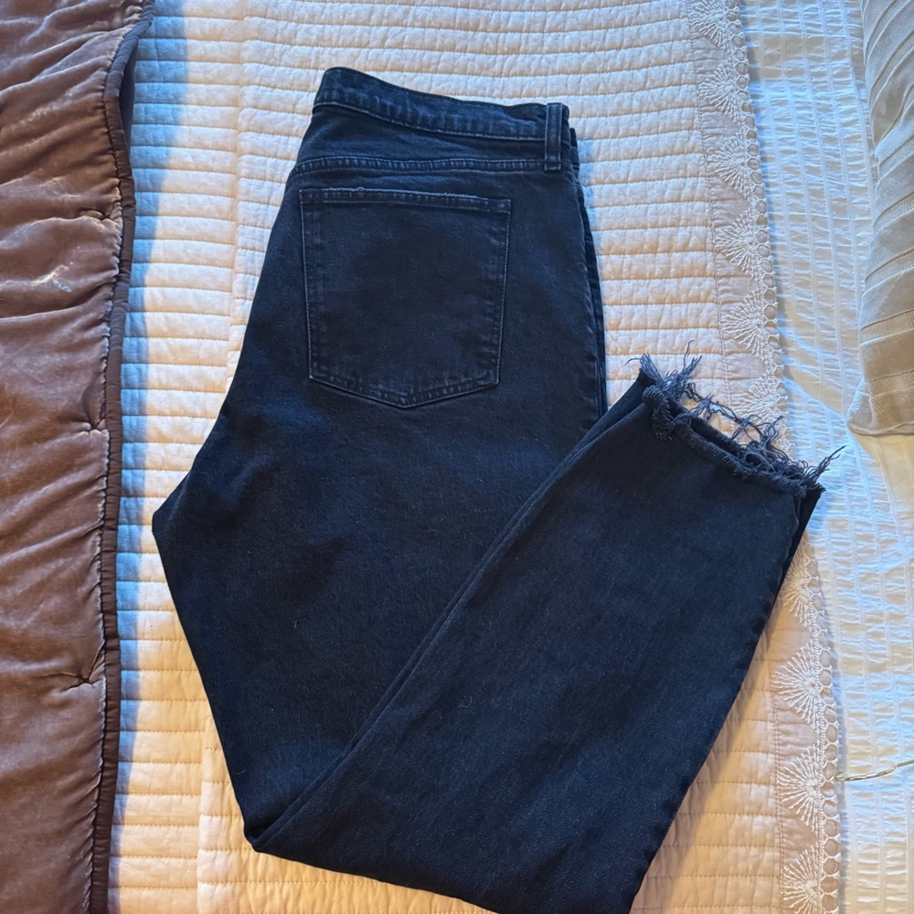 Abercrombie & Fitch The Skinny High Rise Jean in Black - Size 34 Long